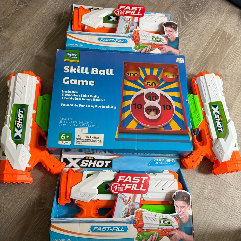BRAND NEW 4 X-SHOT H2o Guns w/Skill Ball Game w/Target Design